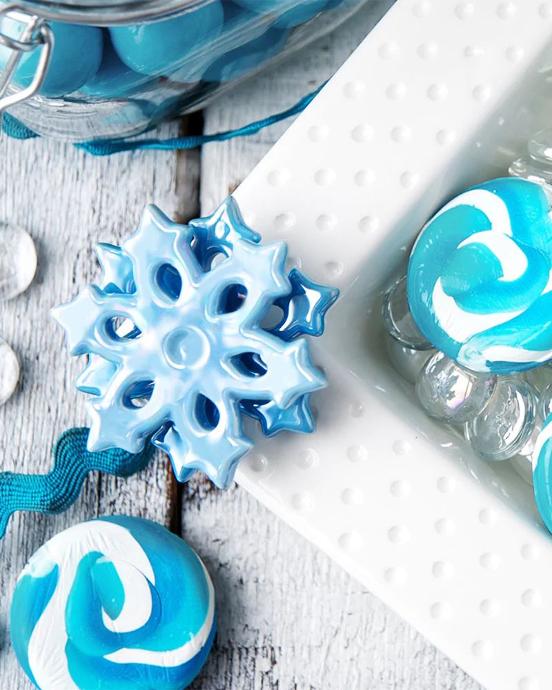 Nora Fleming mini Snowflake Ceramic Platter Ornament