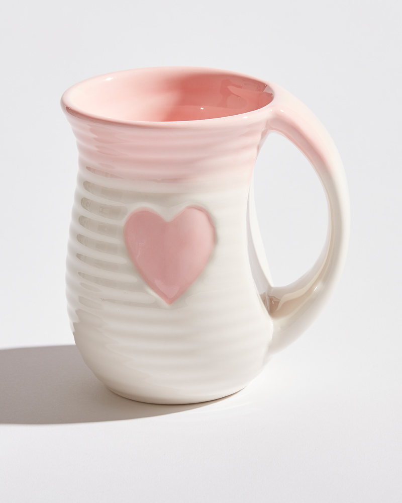 Details about   Extra Large Valentines Coffee Mug Envogue Love Lives Here New. Pink Heart 